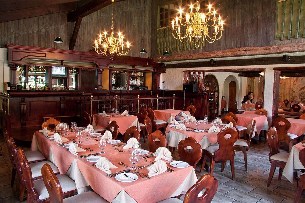 Hotel Chalet Tirol Heredia Restoran foto