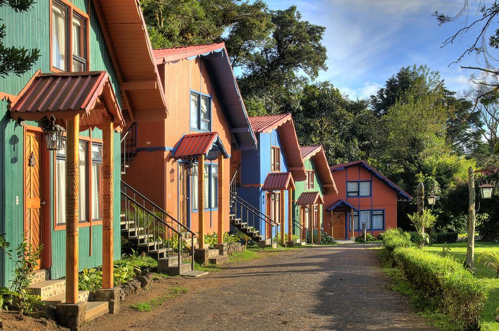 Hotel Chalet Tirol Heredia Bagian luar foto